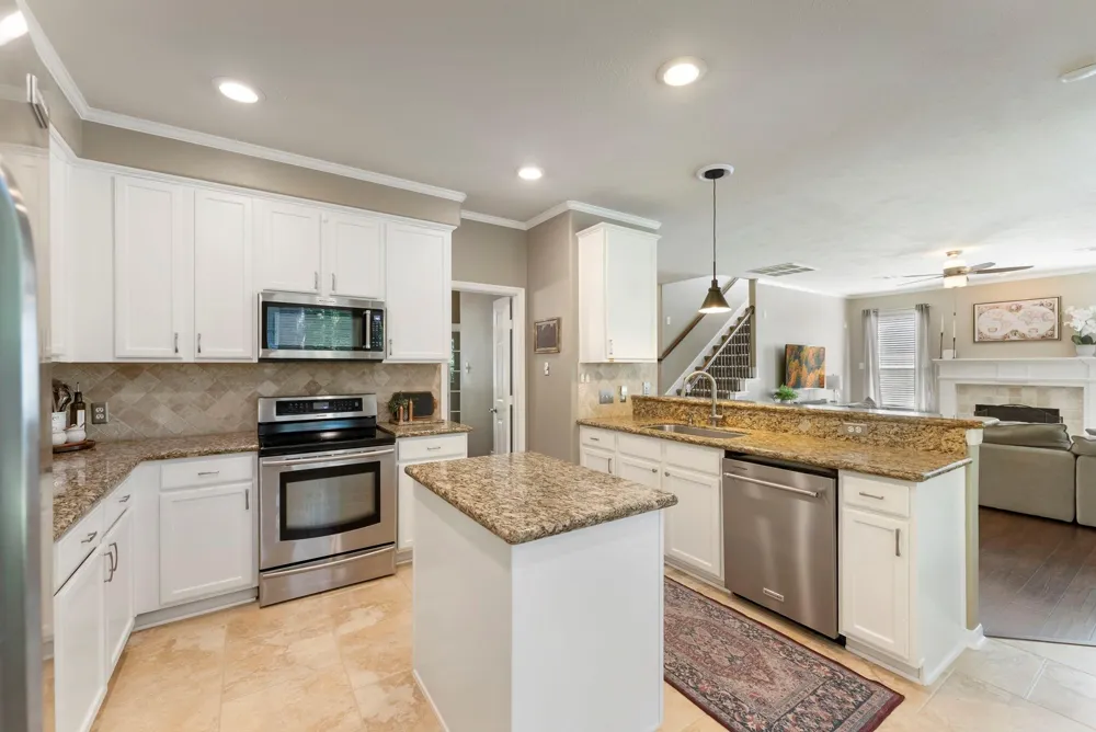 26 Almond Branch Place The Woodlands, TX 77382