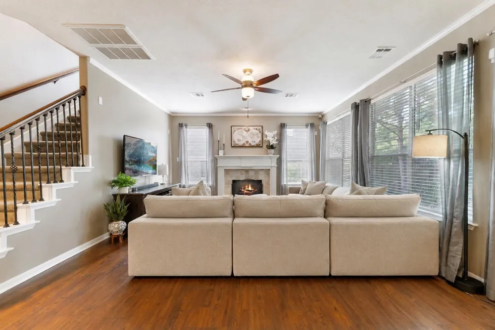26 Almond Branch Place The Woodlands, TX 77382