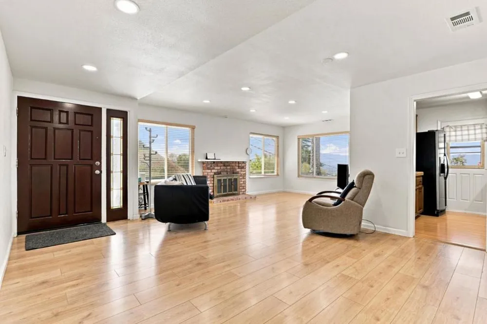 3815 Perie Lane San Jose, CA 95132