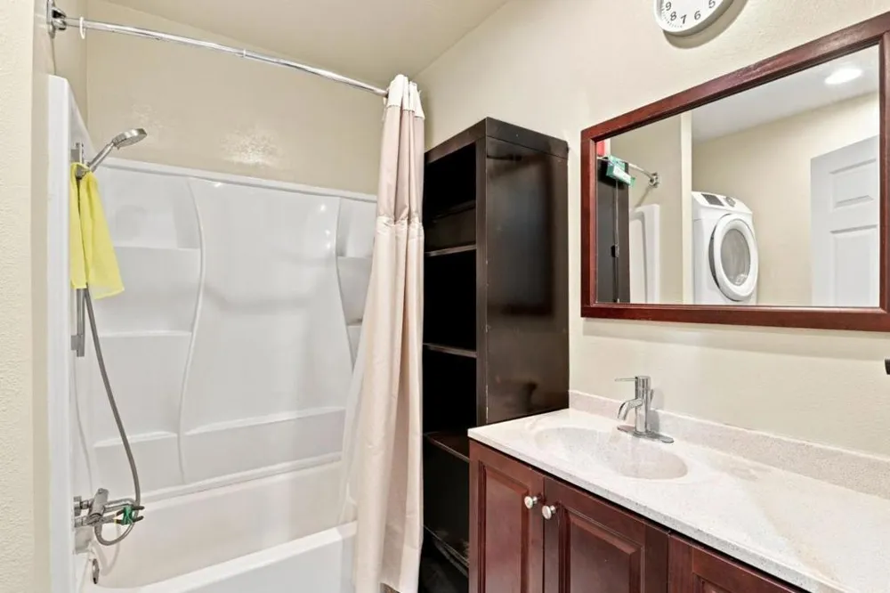 3815 Perie Lane San Jose, CA 95132
