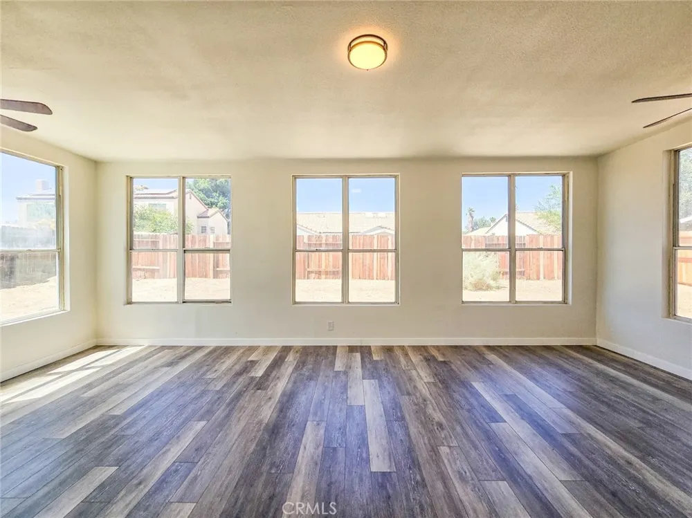 12416 Softwind Dr Victorville, CA 92395