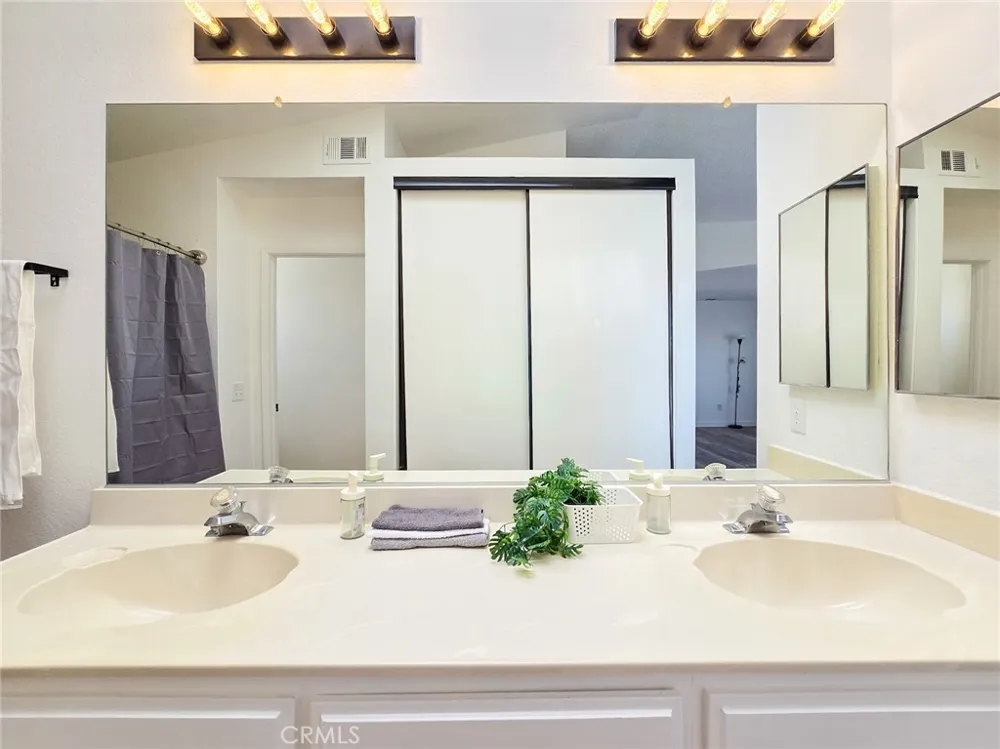12416 Softwind Dr Victorville, CA 92395