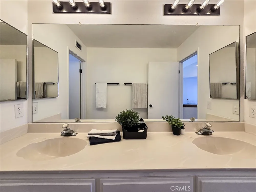 12416 Softwind Dr Victorville, CA 92395