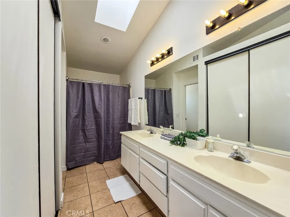 12416 Softwind Dr Victorville, CA 92395