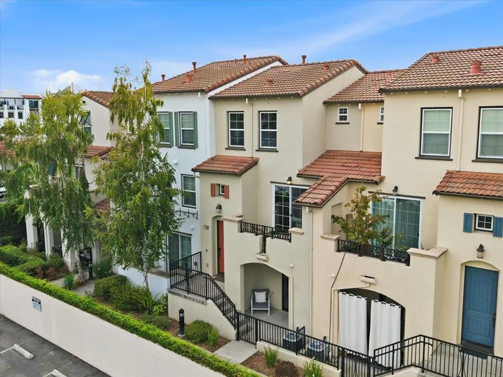 1710 Hillebrant Place Santa Clara, CA 95050