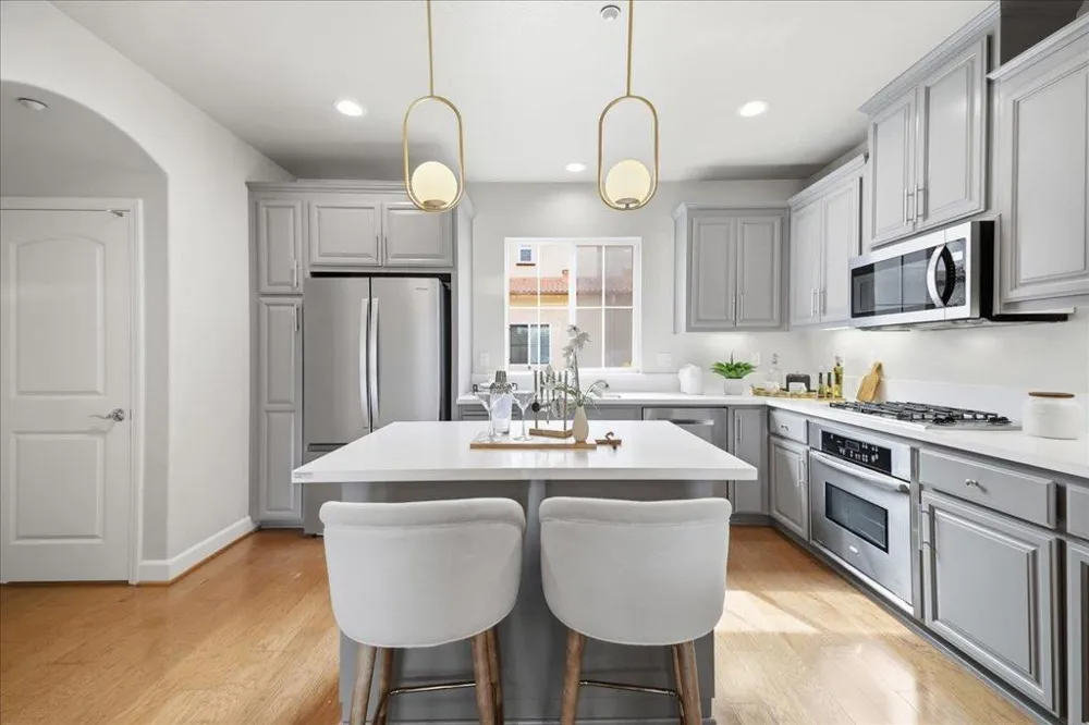 1710 Hillebrant Place Santa Clara, CA 95050