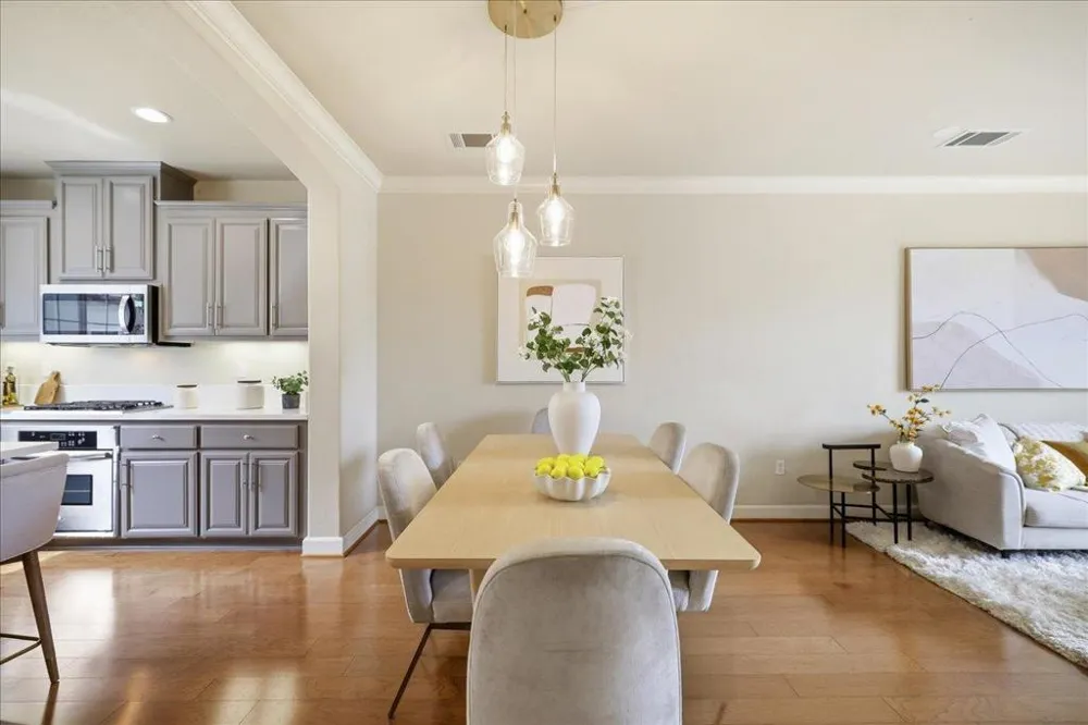 1710 Hillebrant Place Santa Clara, CA 95050