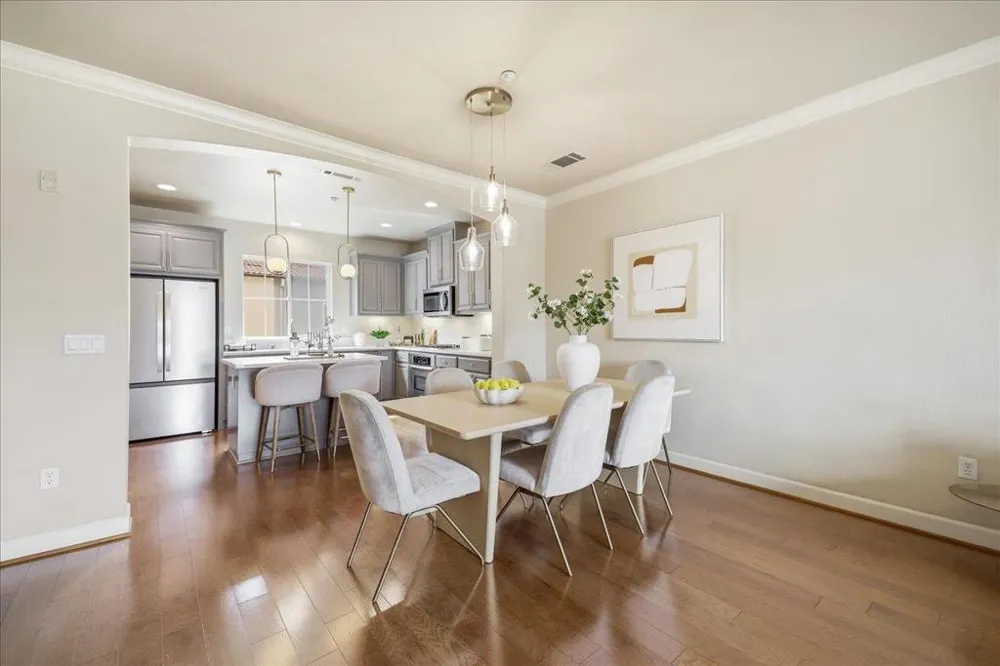 1710 Hillebrant Place Santa Clara, CA 95050