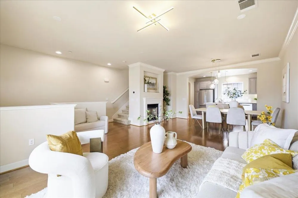 1710 Hillebrant Place Santa Clara, CA 95050