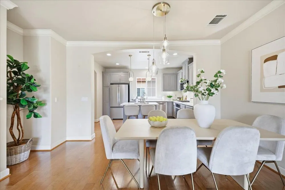 1710 Hillebrant Place Santa Clara, CA 95050