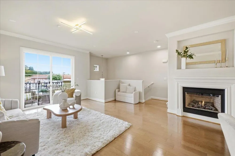 1710 Hillebrant Place Santa Clara, CA 95050