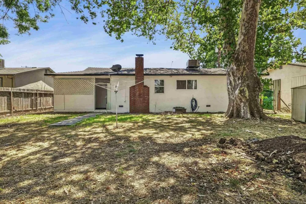 996 E Eaton Rd Chico, CA 95973