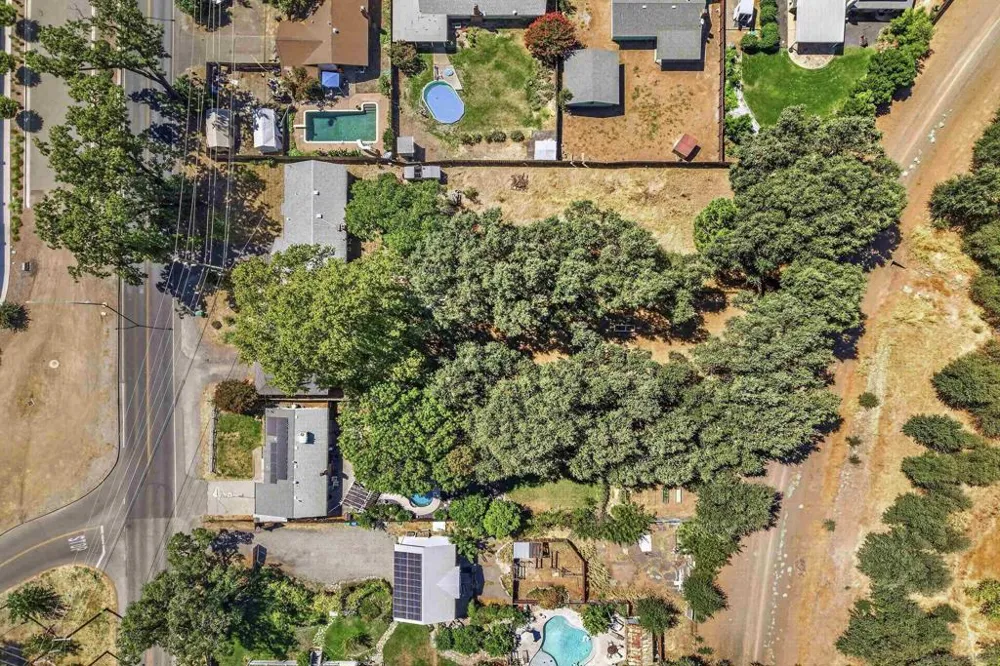 996 E Eaton Rd Chico, CA 95973