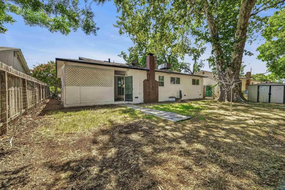 996 E Eaton Rd Chico, CA 95973