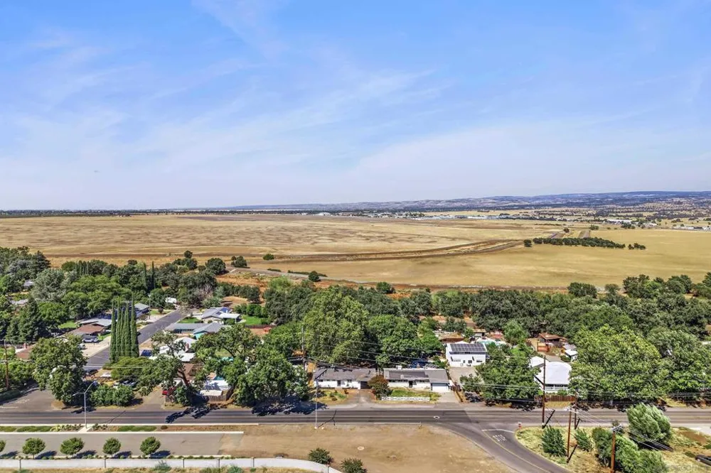 996 E Eaton Rd Chico, CA 95973