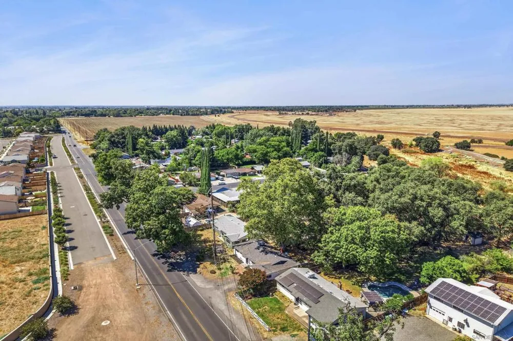 996 E Eaton Rd Chico, CA 95973