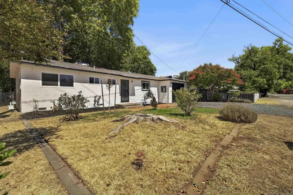 996 E Eaton Rd Chico, CA 95973