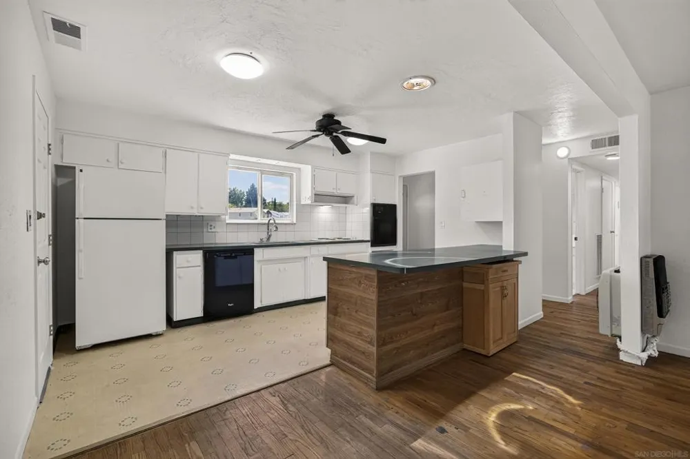 996 E Eaton Rd Chico, CA 95973