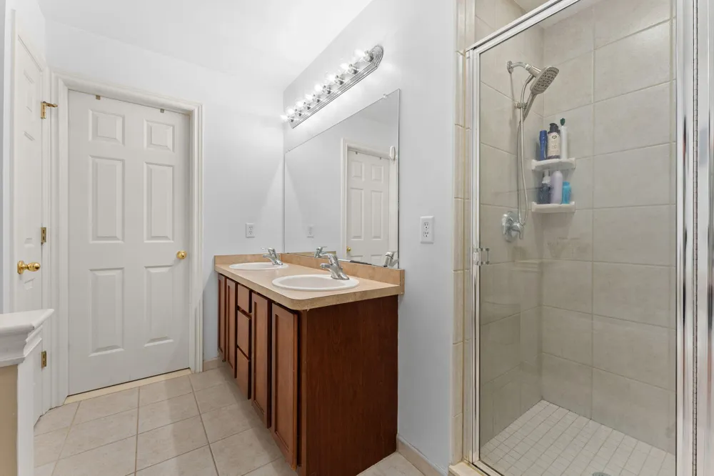 5575 Hampshire Lane Ypsilanti, MI 48197
