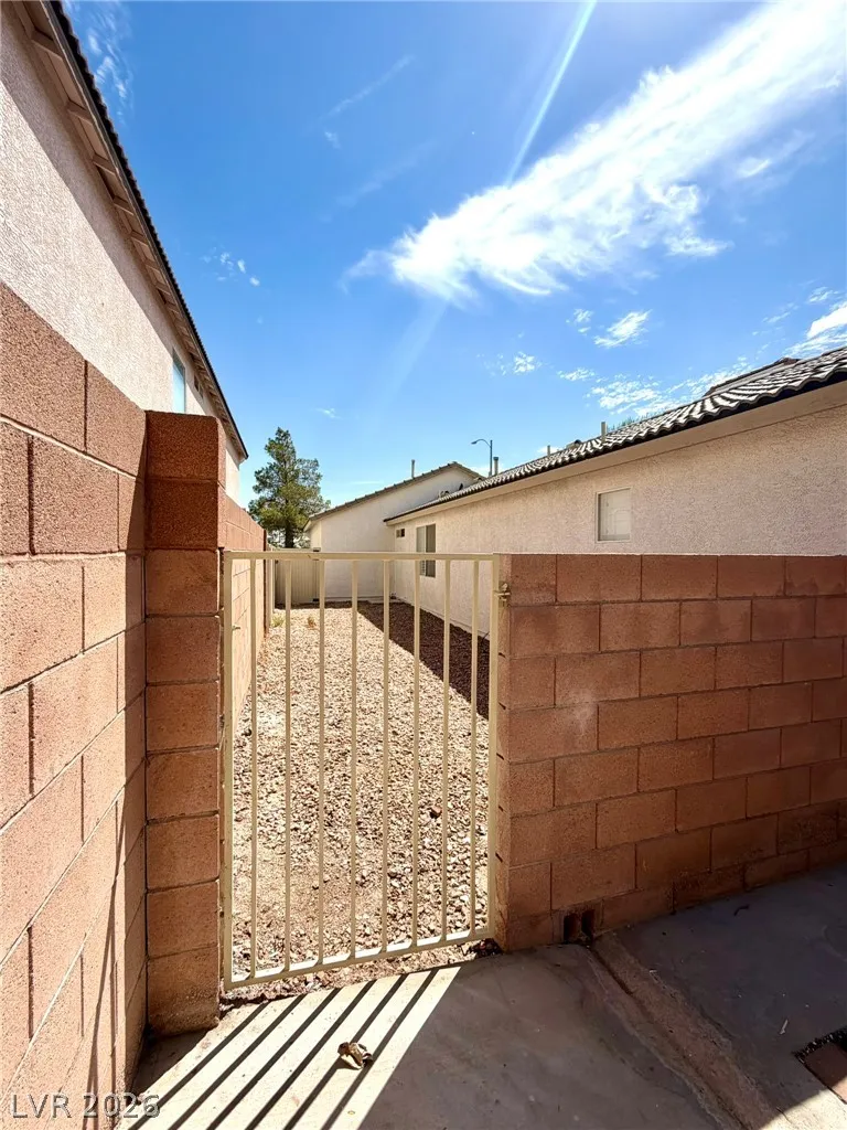7005 Pacific Coast Street Las Vegas, NV 89148