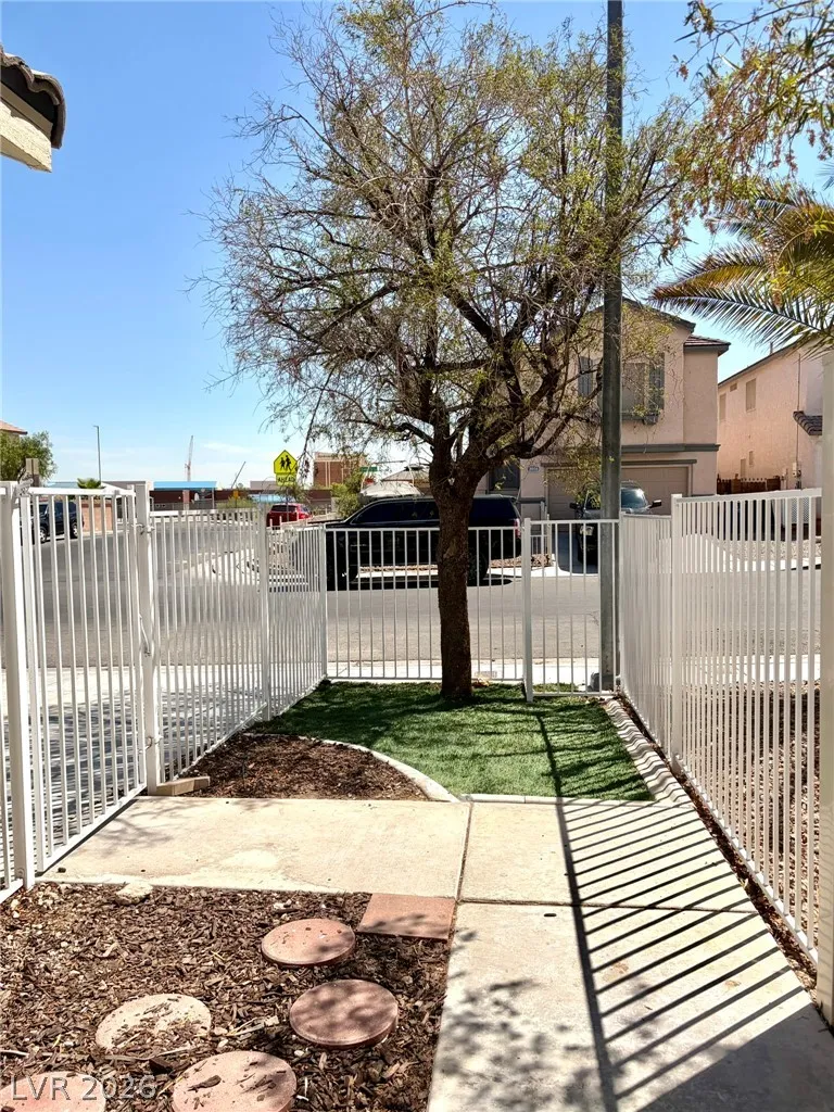 7005 Pacific Coast Street Las Vegas, NV 89148