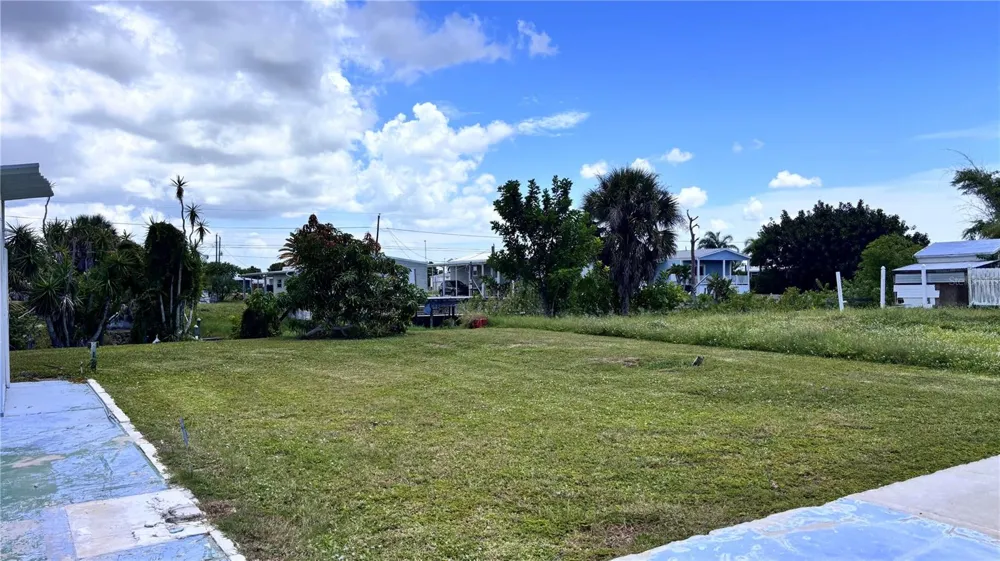 1305 KINGFISHER DRIVE Englewood, FL 34224