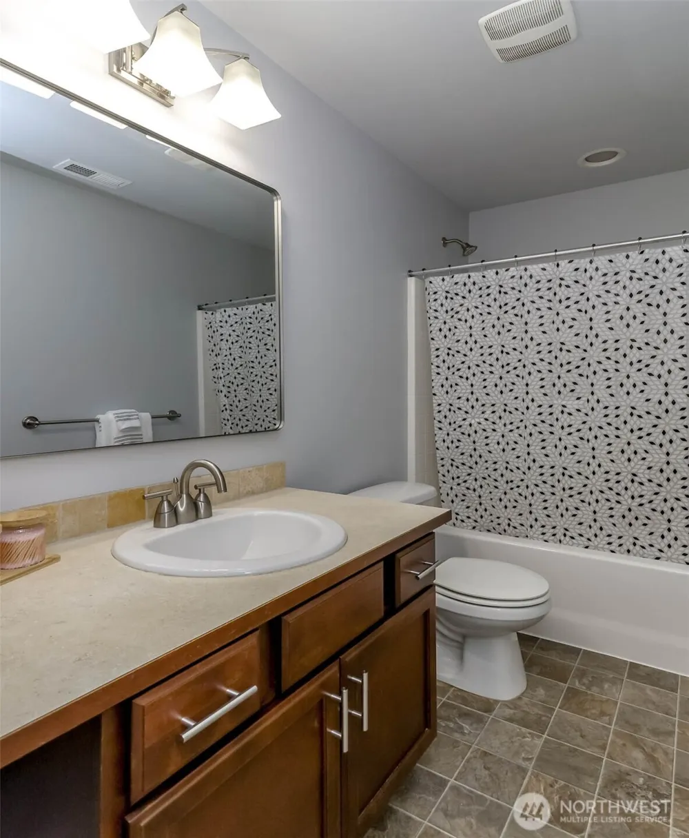 2828 S 357th Court Federal Way, WA 98003
