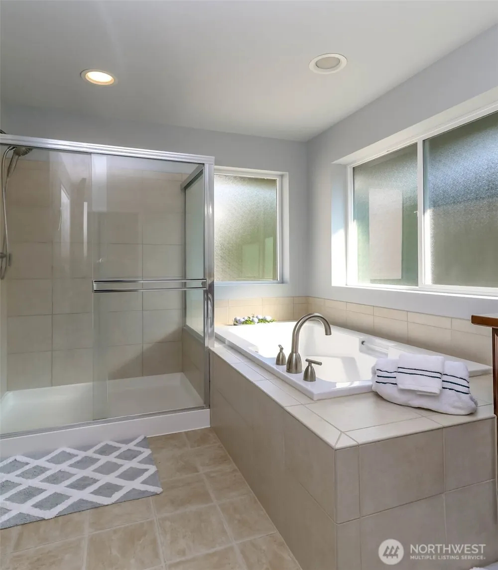 2828 S 357th Court Federal Way, WA 98003