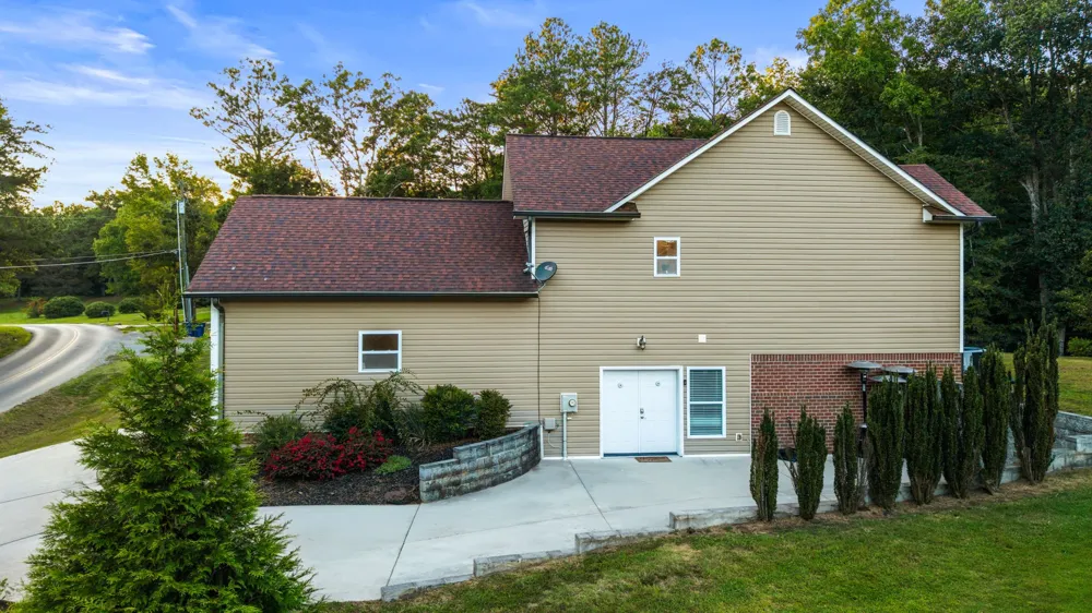 685 York Rd NE Cleveland, TN 37323