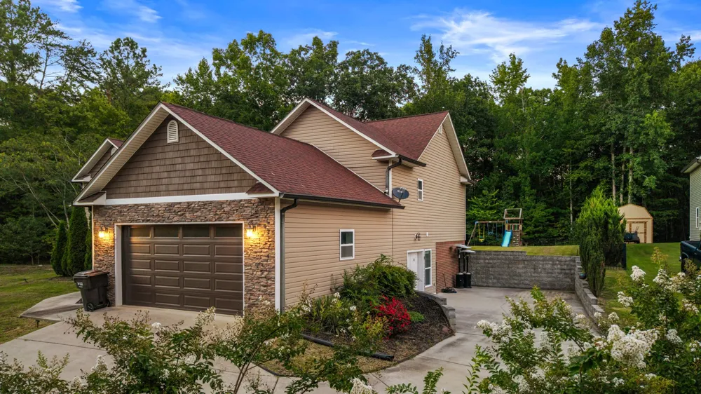 685 York Rd NE Cleveland, TN 37323