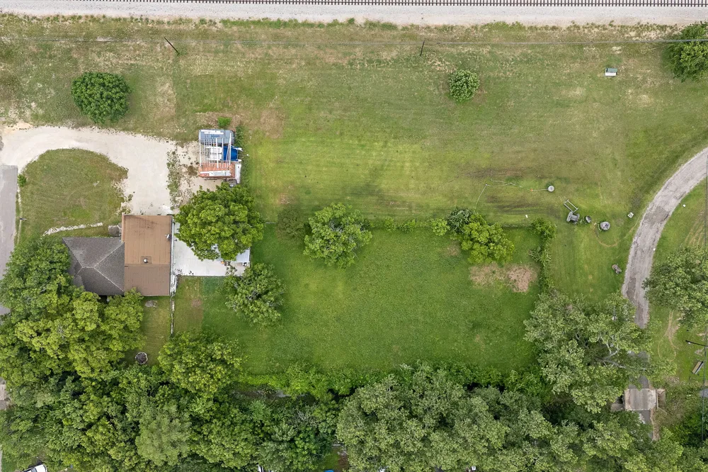 103 E Willis Street Leander, TX 78641