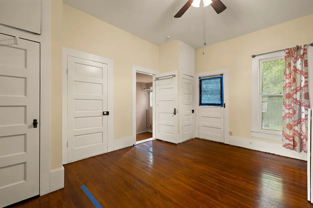 103 E Willis Street Leander, TX 78641