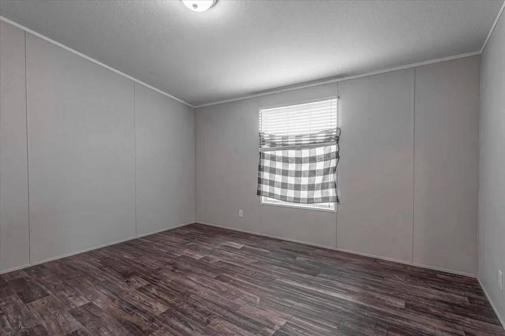 353 R And R Drive Springtown, TX 76082