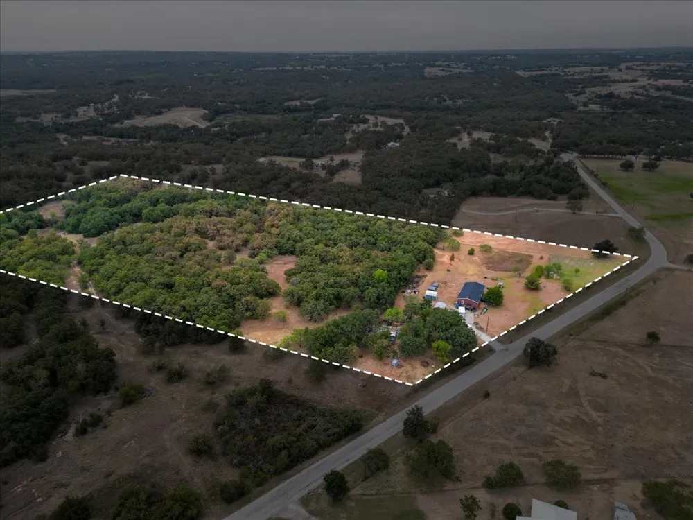 353 R And R Drive Springtown, TX 76082