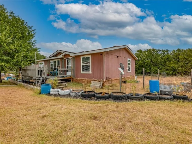 353 R And R Drive Springtown, TX 76082