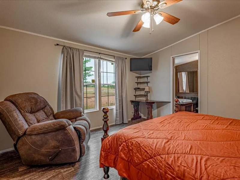 353 R And R Drive Springtown, TX 76082