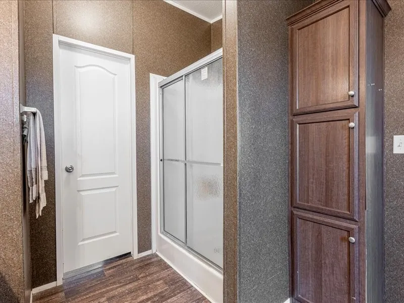 353 R And R Drive Springtown, TX 76082