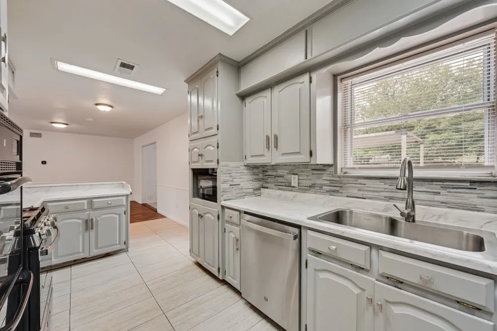 244 Palomino Drive Saginaw, TX 76179
