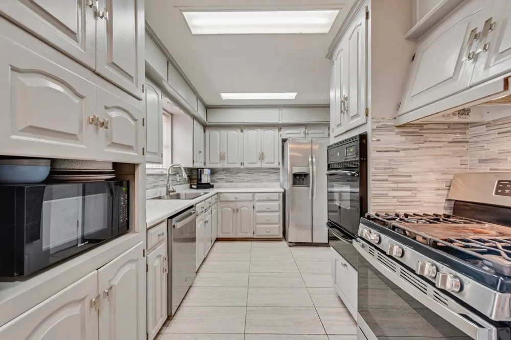 244 Palomino Drive Saginaw, TX 76179