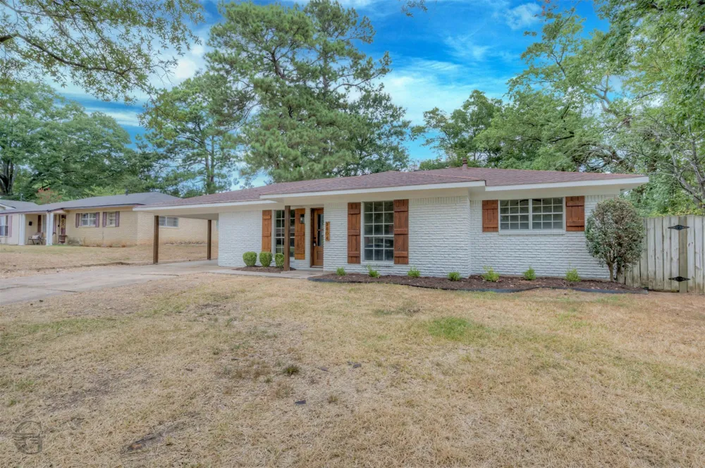 2804 Lynda Lane Shreveport, LA 71118