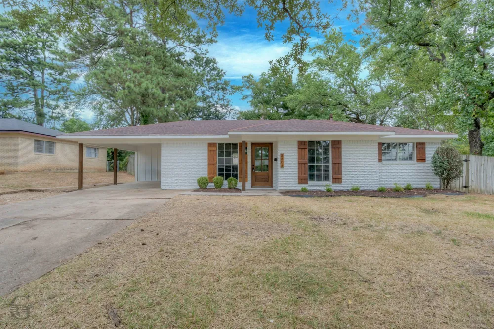 2804 Lynda Lane Shreveport, LA 71118