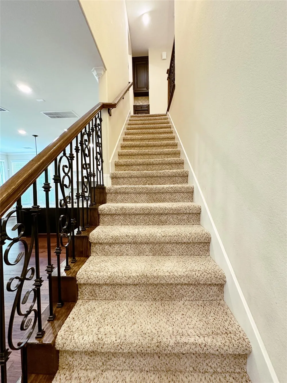 11 Silver Rock Drive Tomball, TX 77375