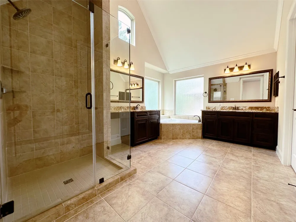 11 Silver Rock Drive Tomball, TX 77375