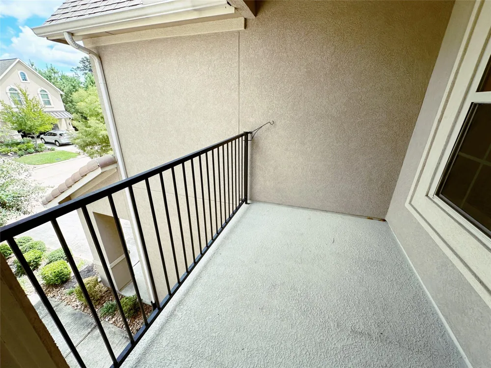 11 Silver Rock Drive Tomball, TX 77375