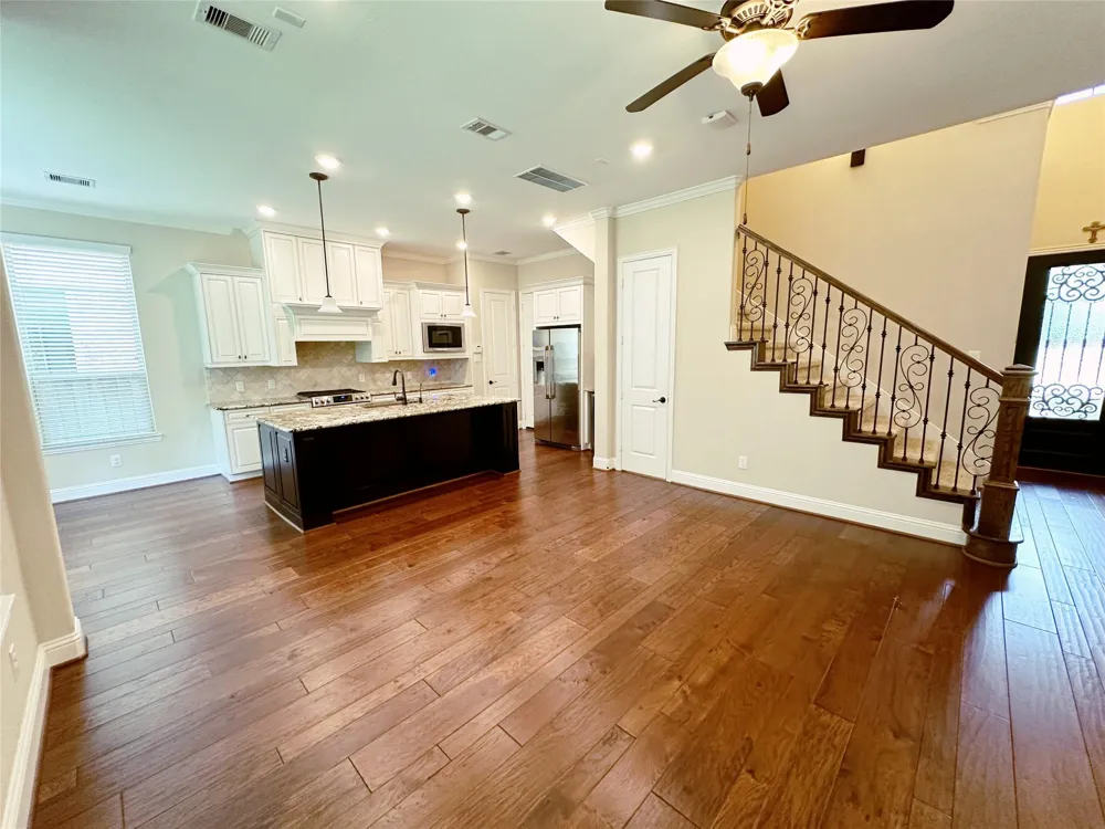 11 Silver Rock Drive Tomball, TX 77375