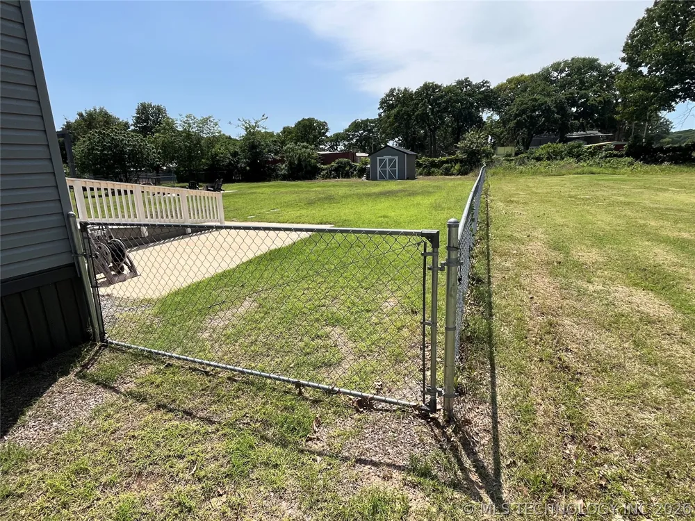 3643 Osage Drive Kingston, OK 73439