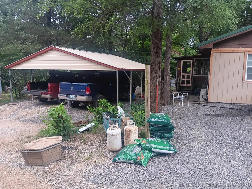 4905 Blackfoot Lane Kingston, OK 73439