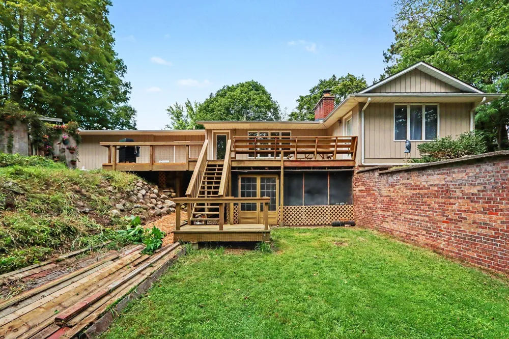 3034 Springbrook Drive Cooper Charter Township, MI 49004