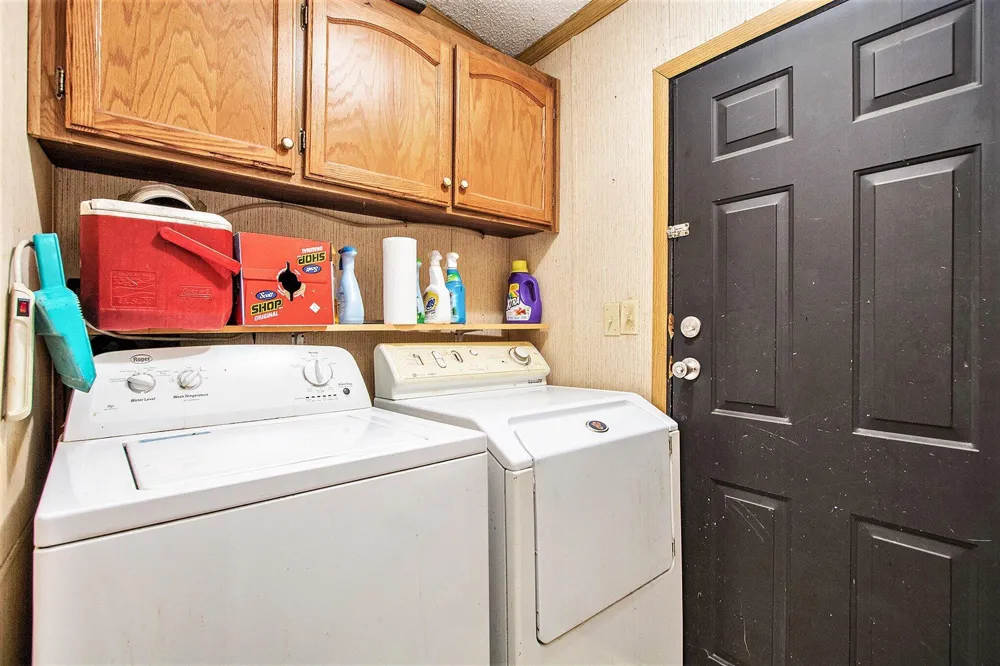 6727 Youngren Road Chikaming Township, MI 49128