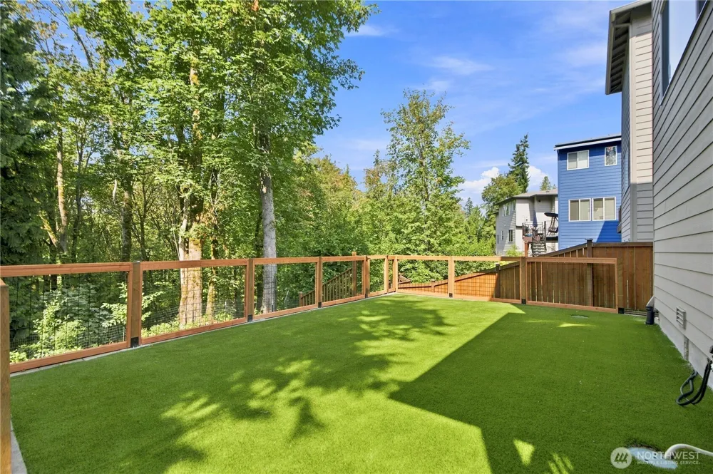 12089 164th Court NE Redmond, WA 98052